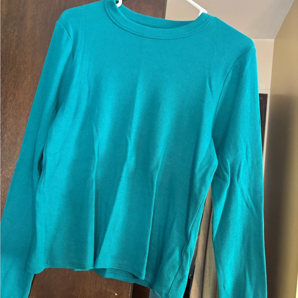 Abercrombie & Fitch Long Sleeve